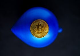 Bitcoin vs Bitcoin Cash: A Detailed Analysis